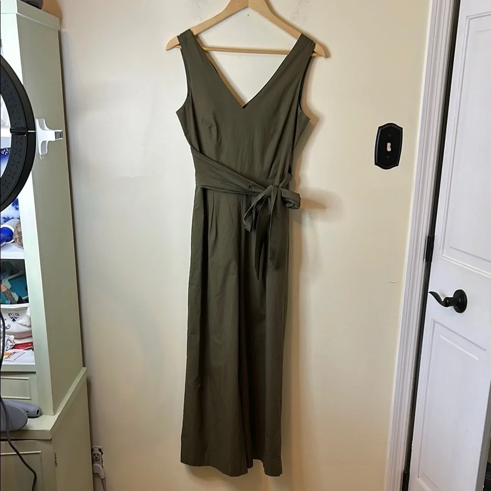 JCrew Olive Green Wrap Tie Jumpsuit in Poplin Size 0